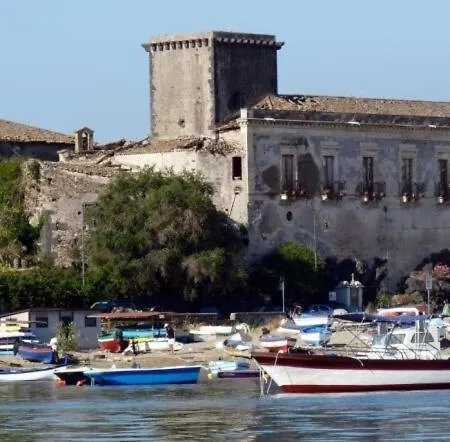 Lucy's Naxos 50 Meters From The Sea